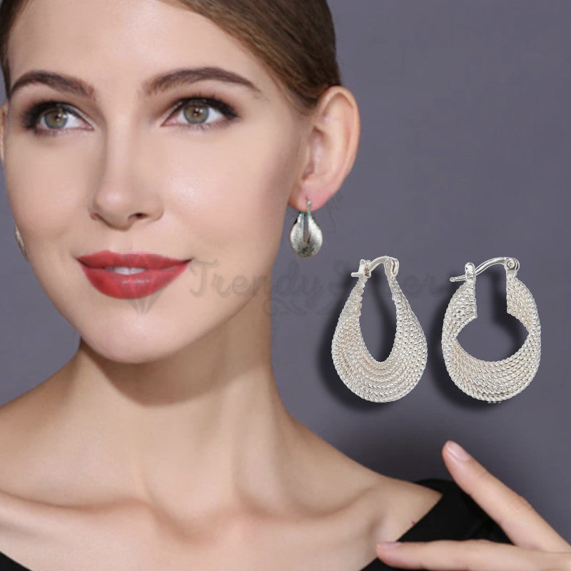 Hypoallergenic 925 Sterling Silver Plated Twisted Pearl Design Hoop Stud Fashion Trend Earrings