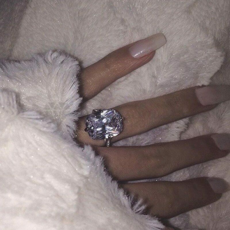 Size 10 (20mm) U - V Simple Thin Band Rectangle Stone Engagement Promise Ring