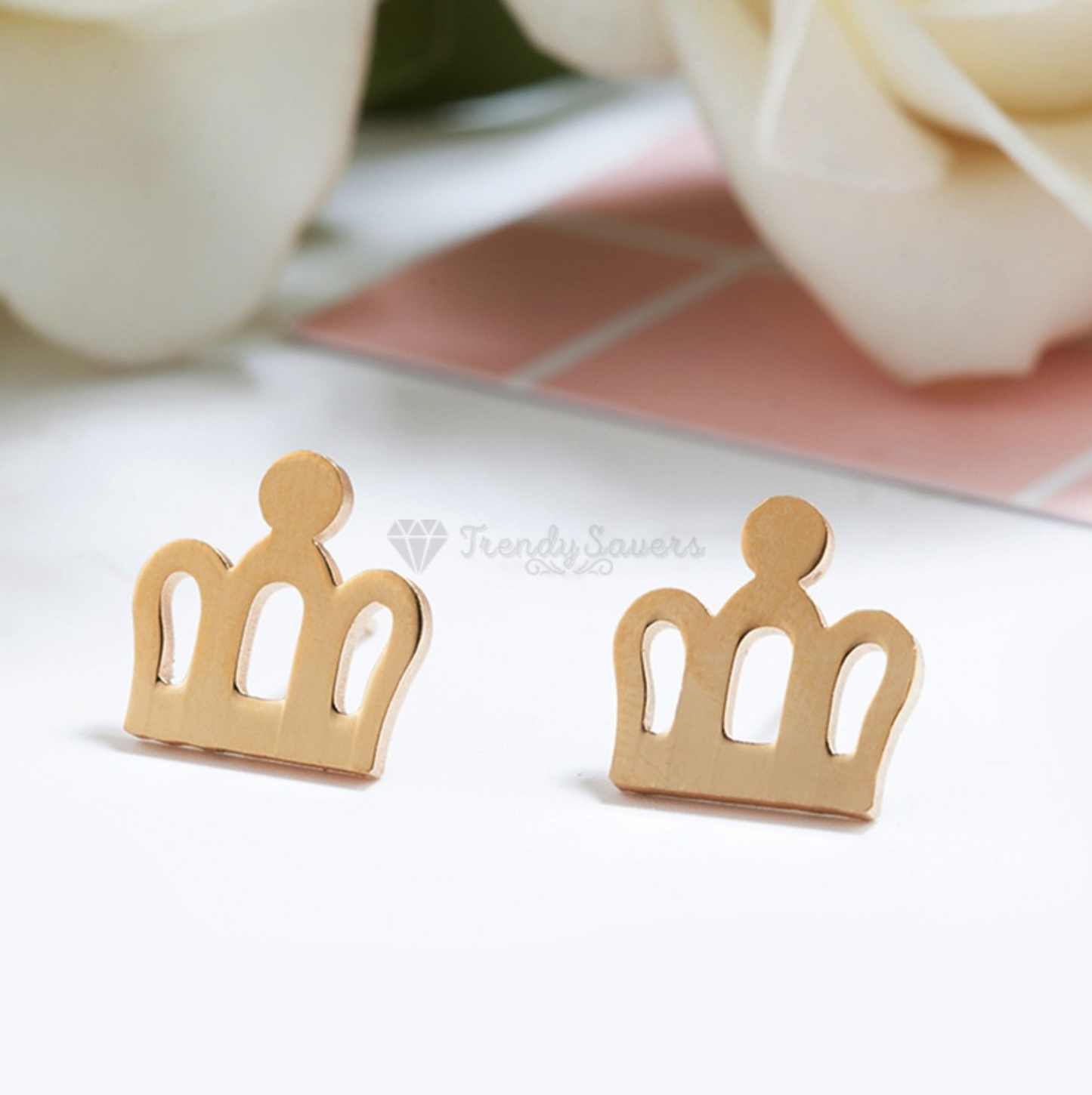 Surgical Steel Gold Tone Queen Princess Crown Shaped Women Sleeper Stud Earrings