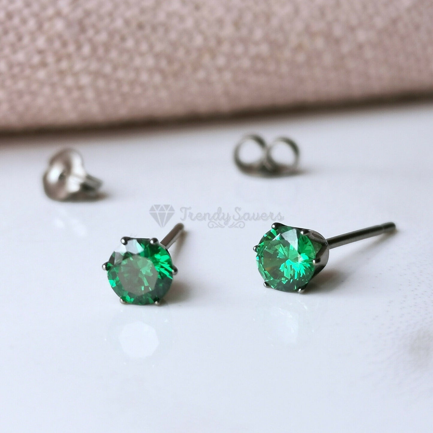 6MM Wide Round Cut Green Cubic Zirconia Ear Stud Earrings Surgical Steel Jewelry