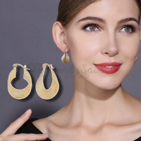 Hypoallergenic 925 Sterling Silver Plated Gold Twisted Pearl Design Hoop Stud Fashion Trend Earrings