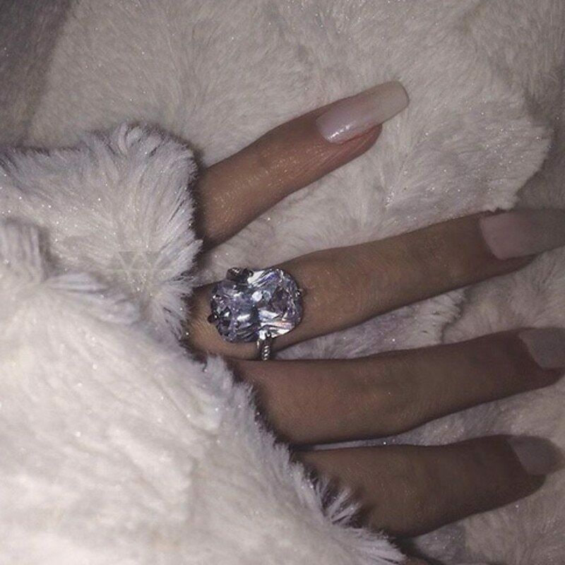 Size 8 (18mm) Q Rectangle CZ Gemstone Bridal Engagement Luxury Jewelry Ring Band