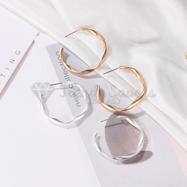 Classic Silver Chrome Cartilage Smooth Hollow Round Clicker Stud Hoop Earrings