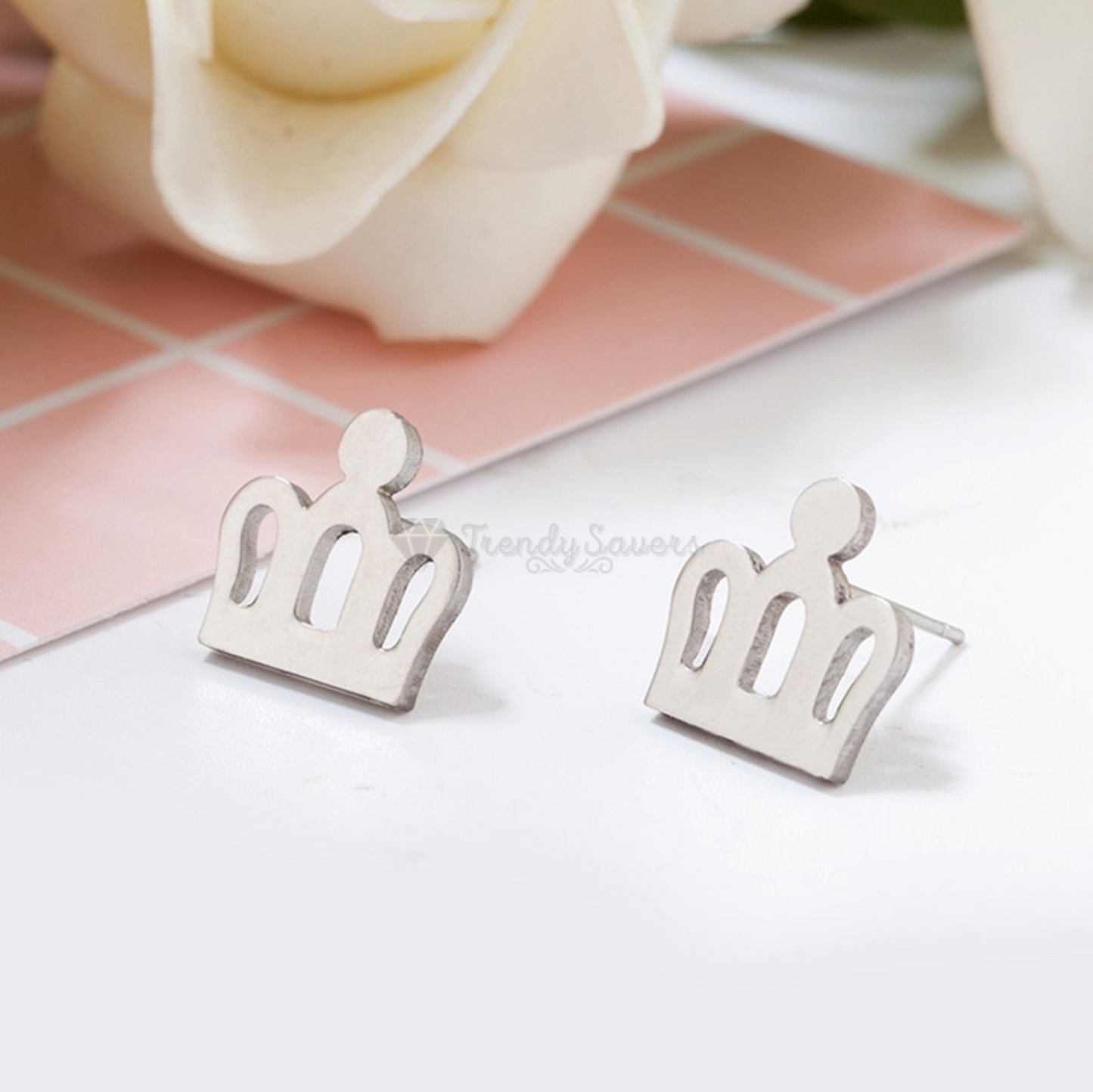 Surgical Steel Crown Shape Ear Studs Earrings Silver Womens Girls Jewellery Gift